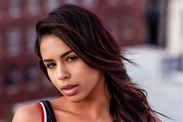A Detailed Look At The Actress's Body Stats