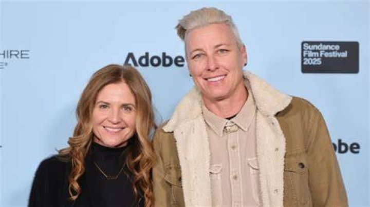 Abby Wambach Bio, Net Worth, Height