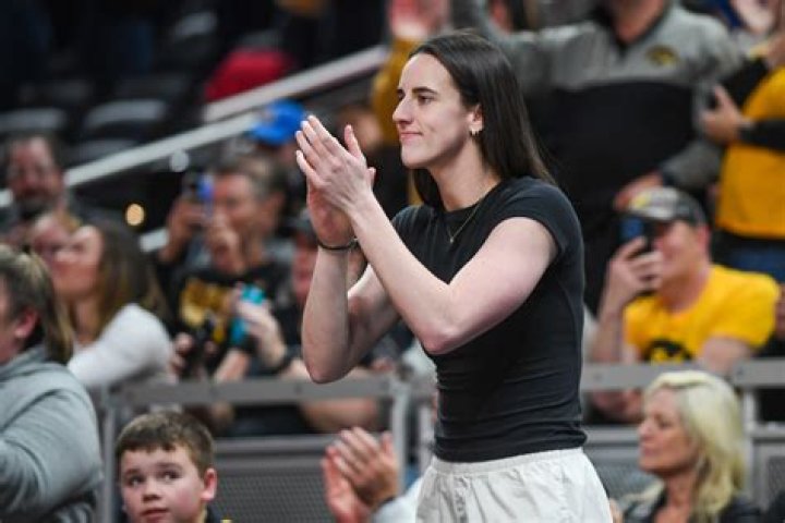 Caitlin Clark's Towering Height: A Game-Changer On The Court