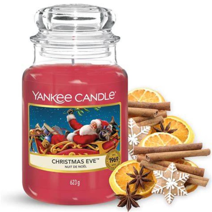 Christmas Yankee Candle Scents That Will Make Your Home Smell Like The Holidays