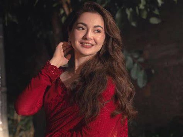 Discover Hania Amir's Age: Uncover The Facts Now