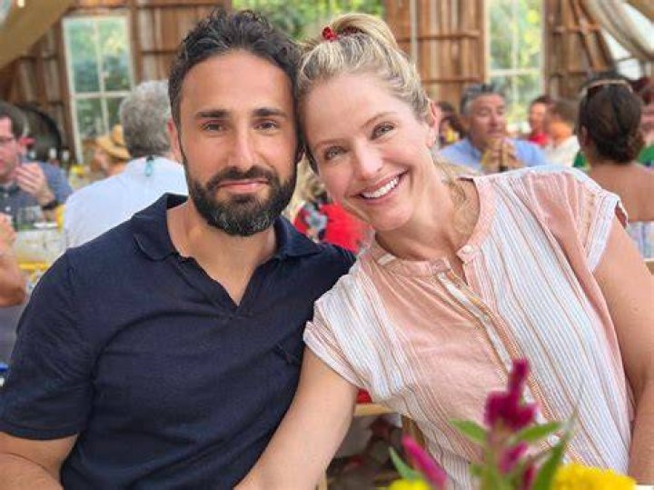 Discover The Age Of Sara Haines' Husband And Its Impact