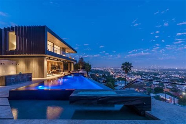 Discover The Luxurious Los Angeles Home Of The Sturniolo Triplets