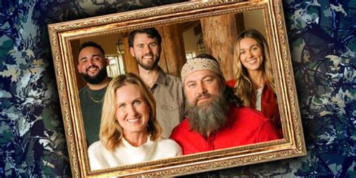 Discover The Stars Of Duck Dynasty: Meet The Robertson Family
