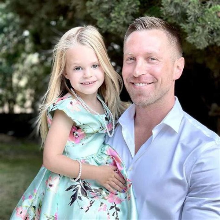 Discover The Truth Behind "Who Is Jeff Lewis's Daughter, Monroe Christine?"
