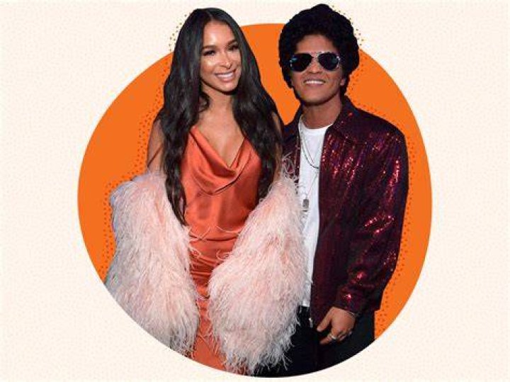 Does Bruno Mars Have Kids? Search The Facts About Family