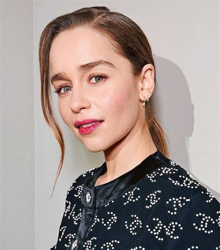 Emilia Clarke's Love Story: A Journey Through Relationships