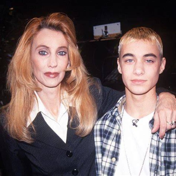 Eminem's Little Sister: Unveiling The Bond And Legacy