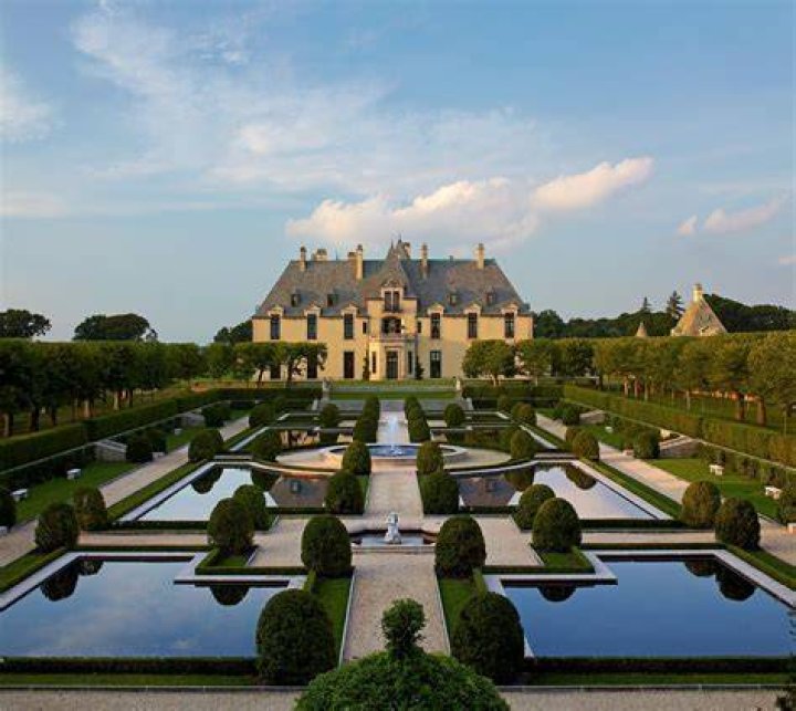 Explore The Enchanting Oheka Castle: A Majestic Landmark