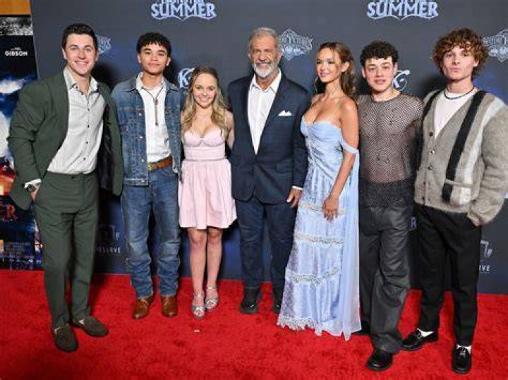 Exploring Mel Gibson's Family And The Number Of Children He Has