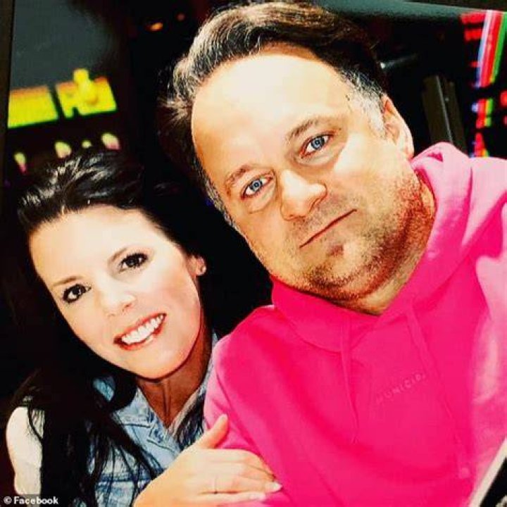 Exploring Travis And Becky Renner's Wealth