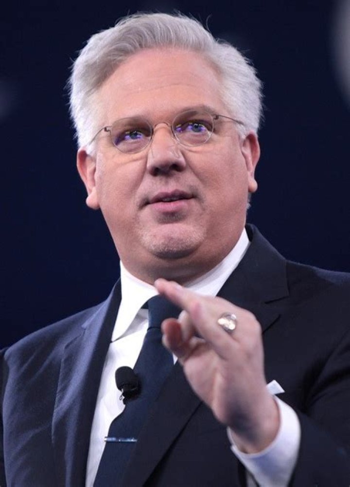 Glenn Beck Net Worth - MoxSync