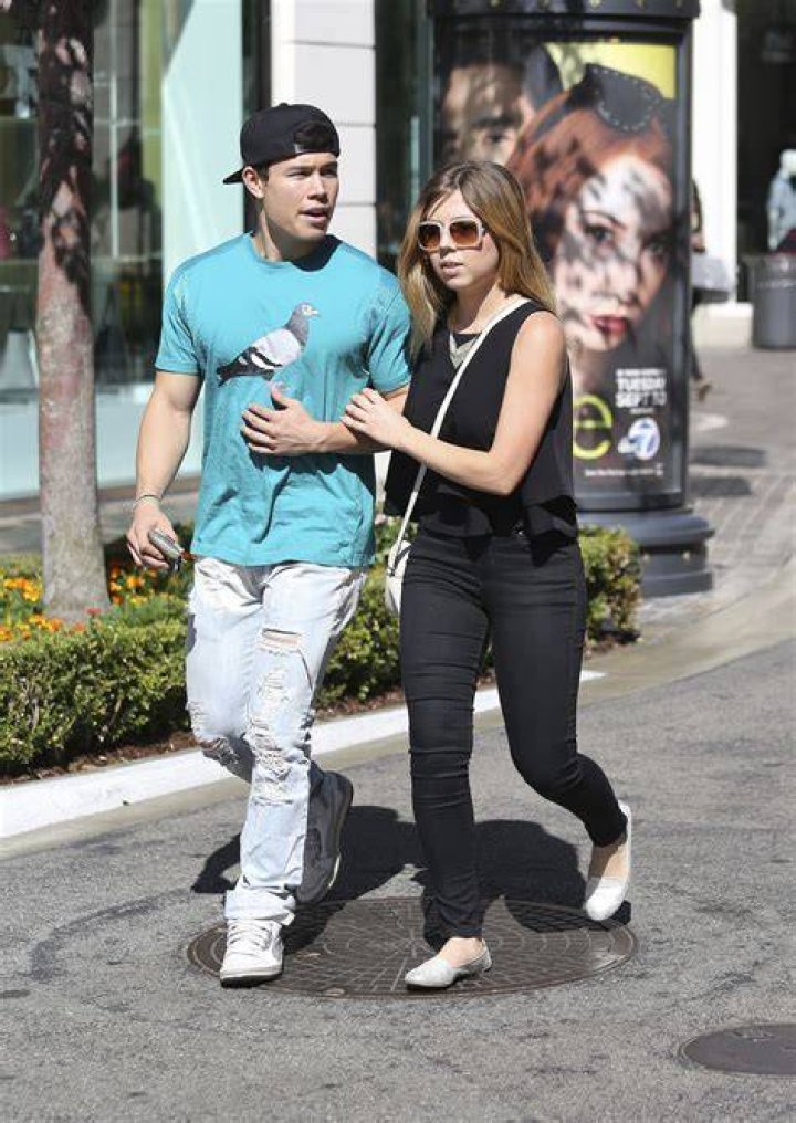 Hawaii Bound: Paul Glaser And Jennette McCurdy's Hawaiian Adventure