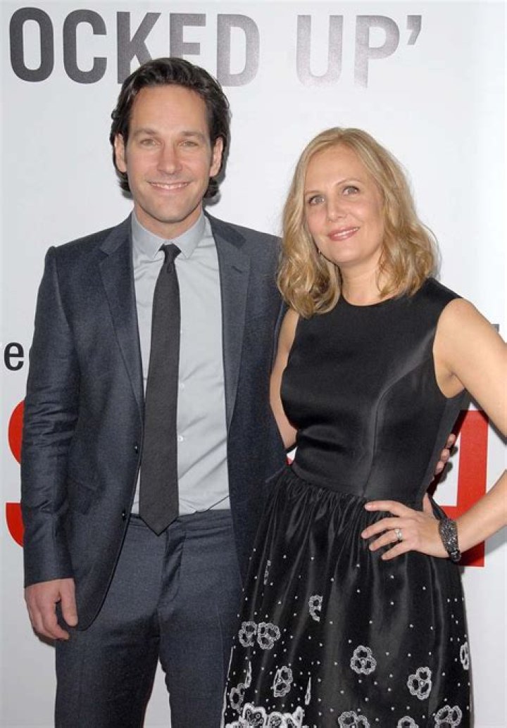 How Big Is The Age Gap Between Paul Rudd And Julie Yaeger?