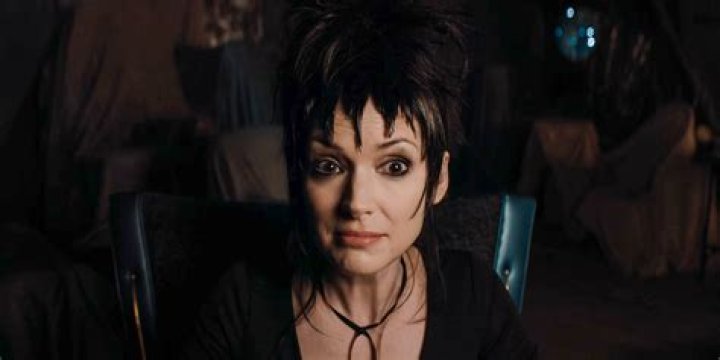 How Old Was Winona Ryder In Beetlejuice? The Surprising Answer