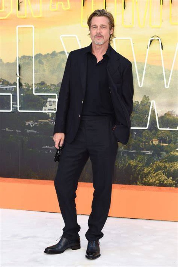 How Tall Is The Hollywood Hunk?