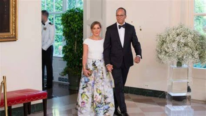 Is Lester Holt Married? Find Out The Truth