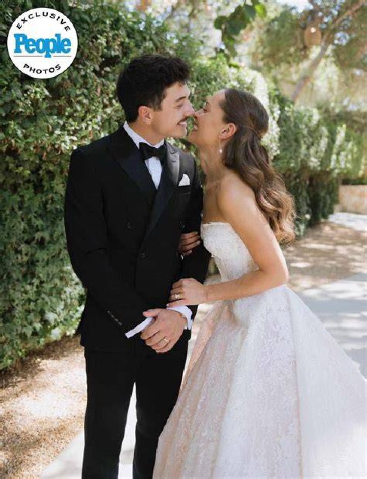 Is Zoe Perry Married? Meet Her Spouse And Family Life