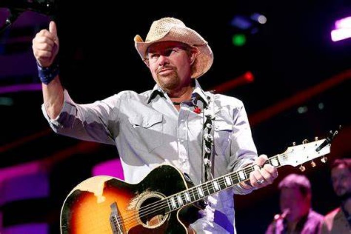 Jason Bateman's Staggering Net Worth: The Fortune Behind The Star