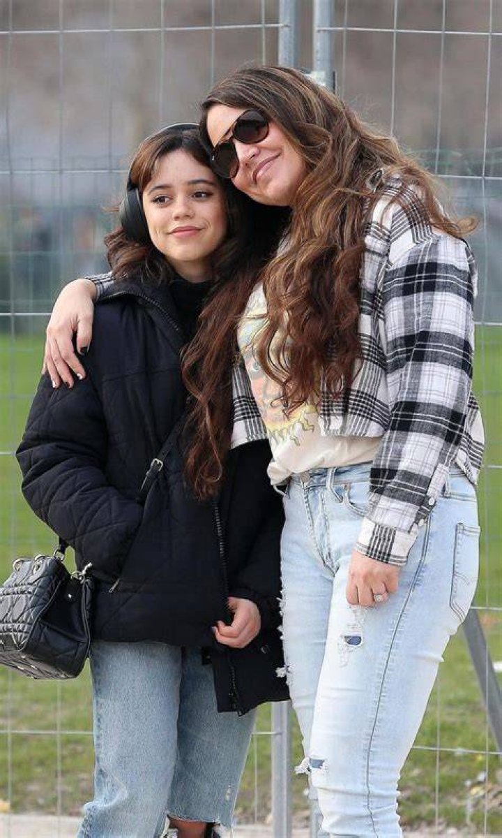 Jenna Ortega Mom Name