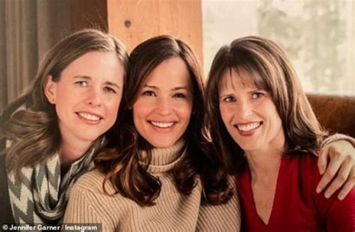 Jennifer Garner Siblings: Exploring The Actress's Family Ties