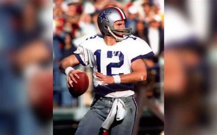 Jim Plum: The Legendary NFL Quarterback