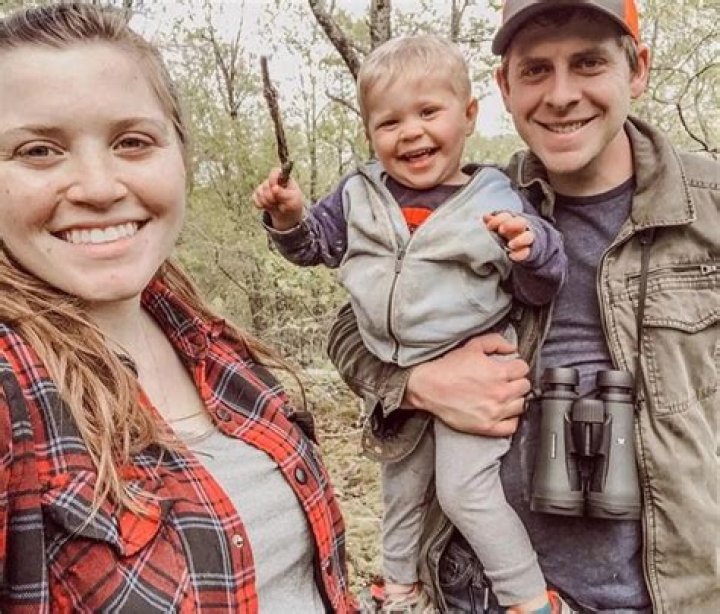 Joy-Anna Duggar Blasted For Killing Animals ·