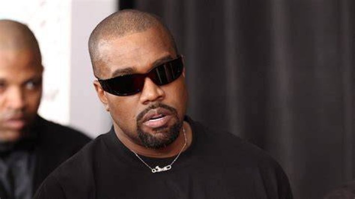 Kanye West's Height: Unveiling The Style Icon's Stature