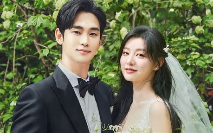 Kim Ji-won And Kim Soo-hyun's Agency Confirms Their