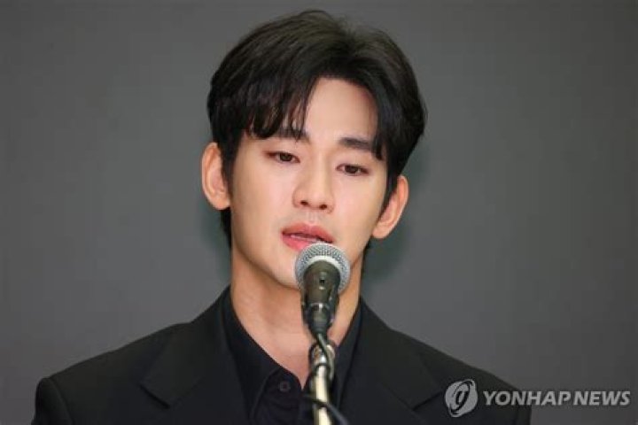 Kim Soo Hyun's Journey To Stardom: A Comprehensive Biography