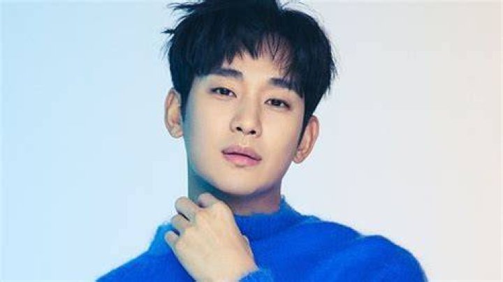 Kim Soo Hyun's Mother: A Supportive Force Behind His Success