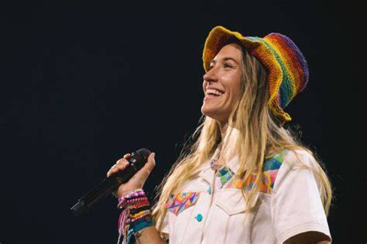 Lauren Daigle's Rescue Mission: A Beacon Of Hope