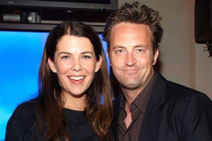 Lauren Graham And Matthew Perry On The Silver Screen
