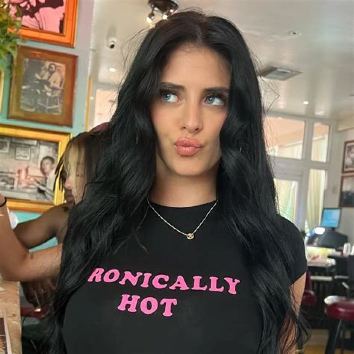 Leaked OnlyFans Photos Of Camila Arujao Stun Fans