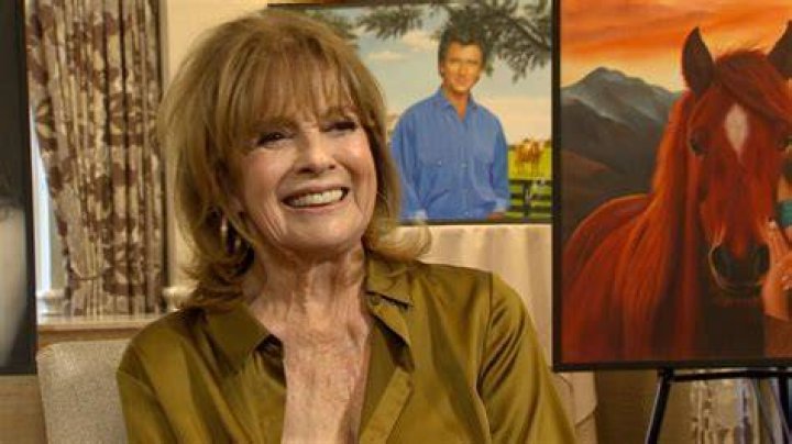 Legendary Actress: The Life And Career Of Linda Gray