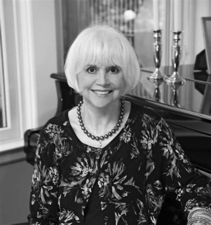 Linda Ronstadt's Net Worth: Unveiling The Secrets Of Her Financial Success