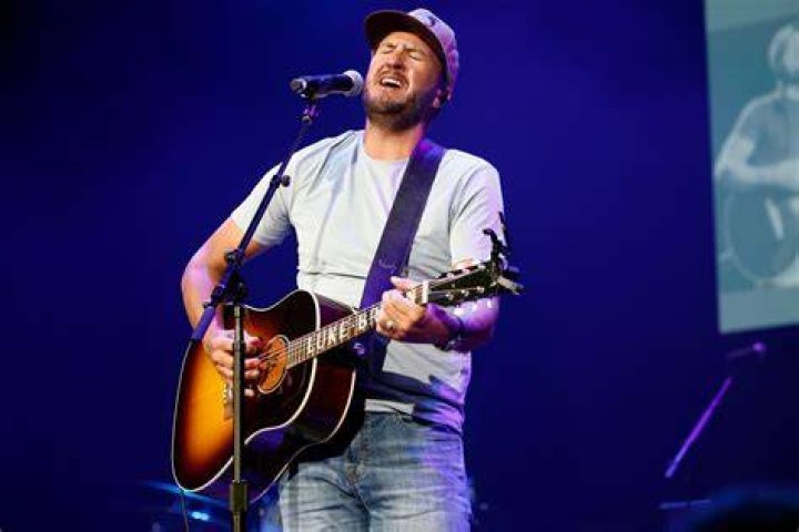 Luke Bryan Health Issues