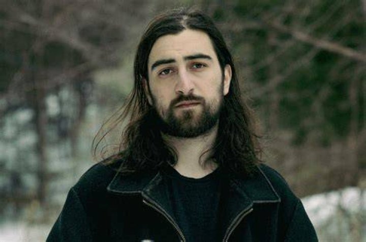 Noah Kahan's Birthplace: Uncovering The Origins Of The Acclaimed Folk Artist