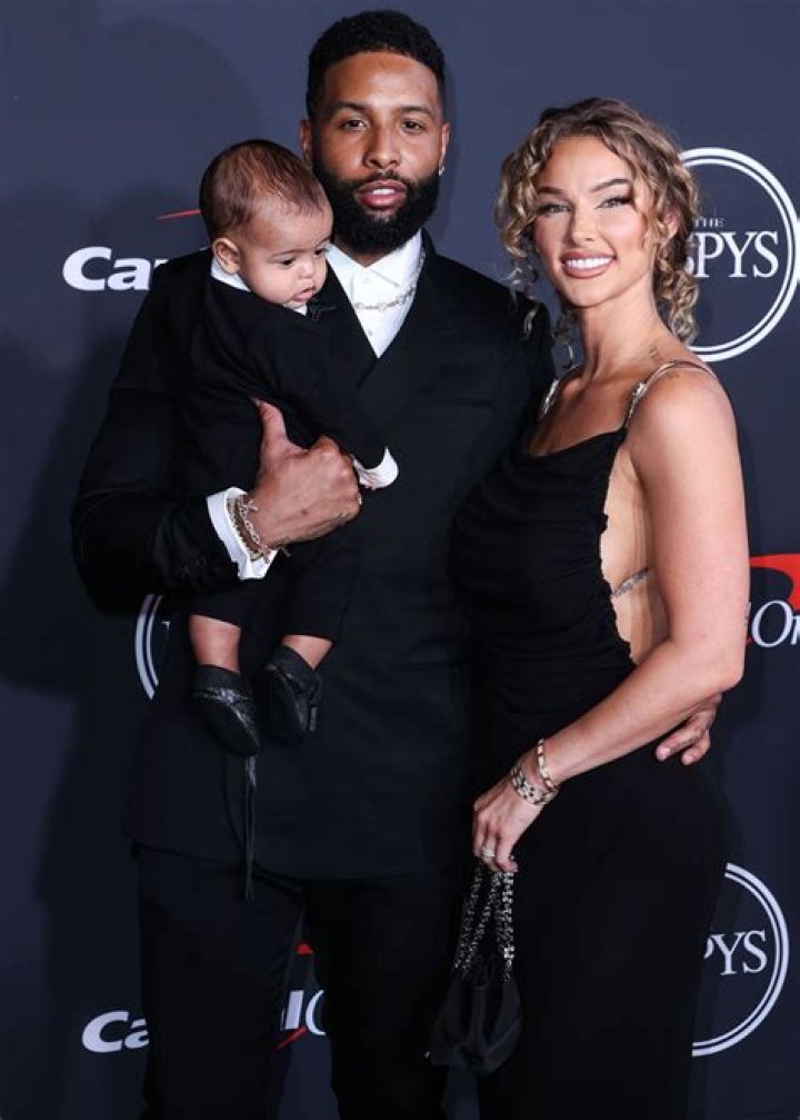 ODELL BECKHAM JR. ANNOUNCES BIRTH OF FIRST CHILD WITH GIRLFRIEND LAUREN WOOD ·