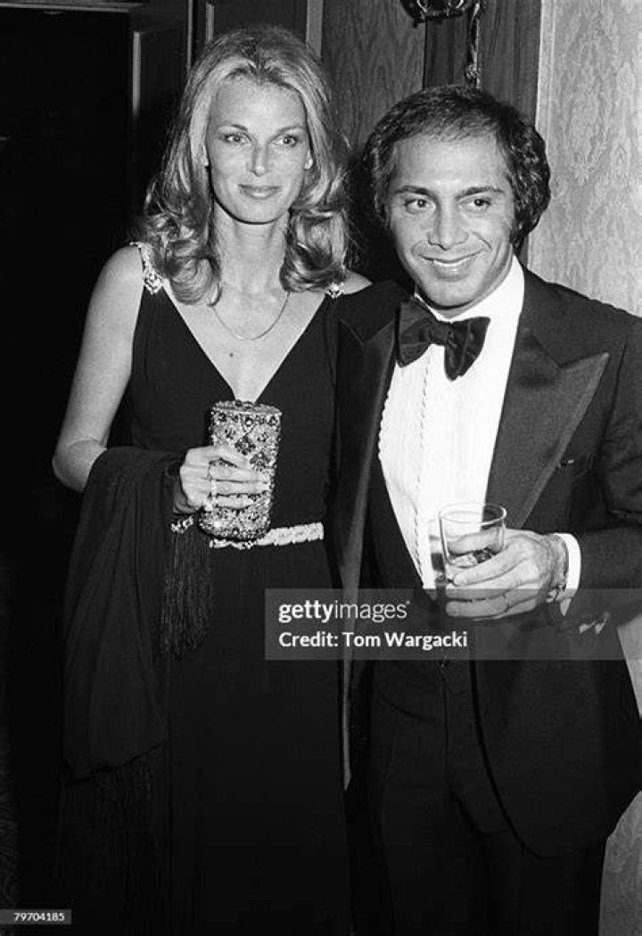 Paul Anka's Wife: Anna Anka