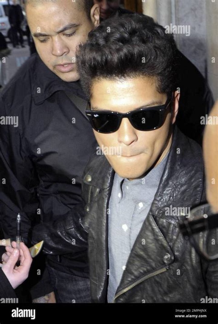 Peter Gene Hernandez: Unraveling The Enigma Behind The Iconic Bruno Mars