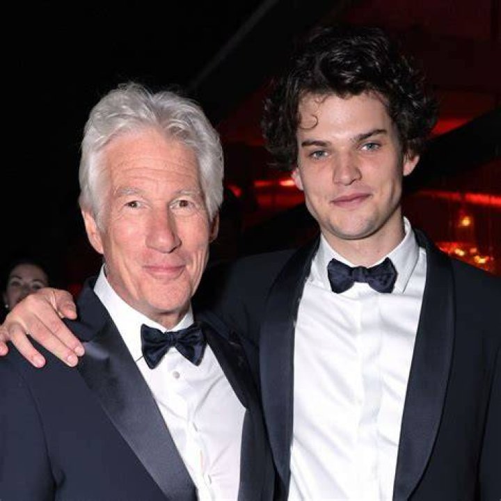 Richard Gere's Sexuality: Unveiling The Enigma
