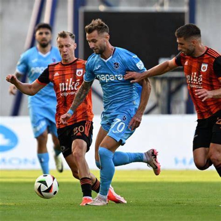 Ružomberok Trabzonspor canlı maç izle Ruzomberok - Trabzonspor CANLI İZLE || UEFA Avrupa 25/07/2024
