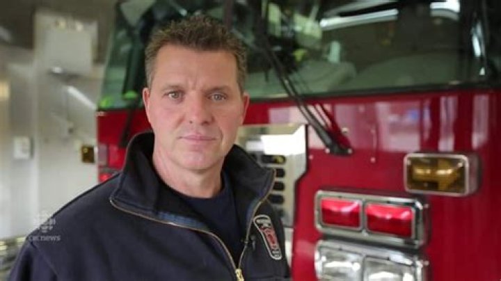 Scott Davidson, The Renowned Firefighter: A Hero's Story