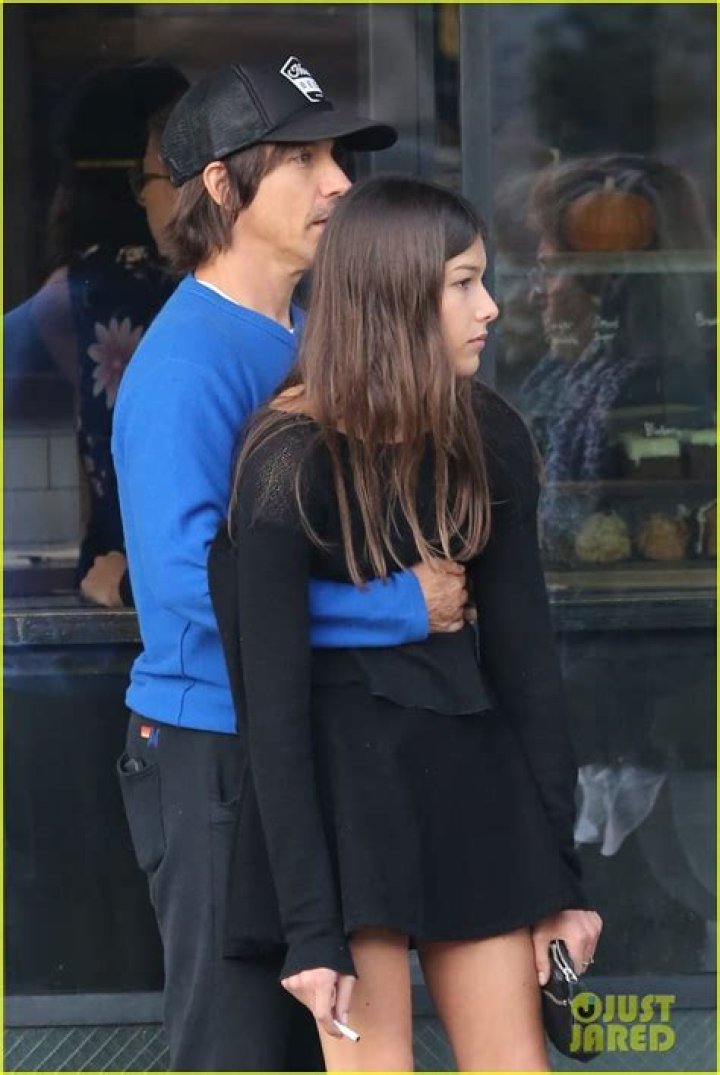 Surprising Age Gap: Anthony Kiedis And His 19-Year-Old Girlfriend