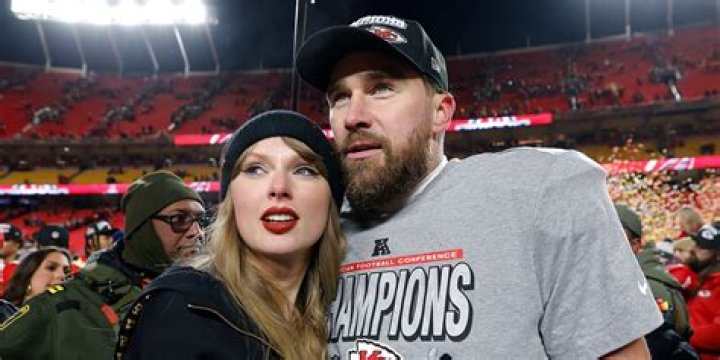Taylor Swift And Her Sister: A Unique Bond