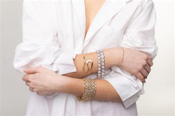 The Allure Of Vintage Jewelry