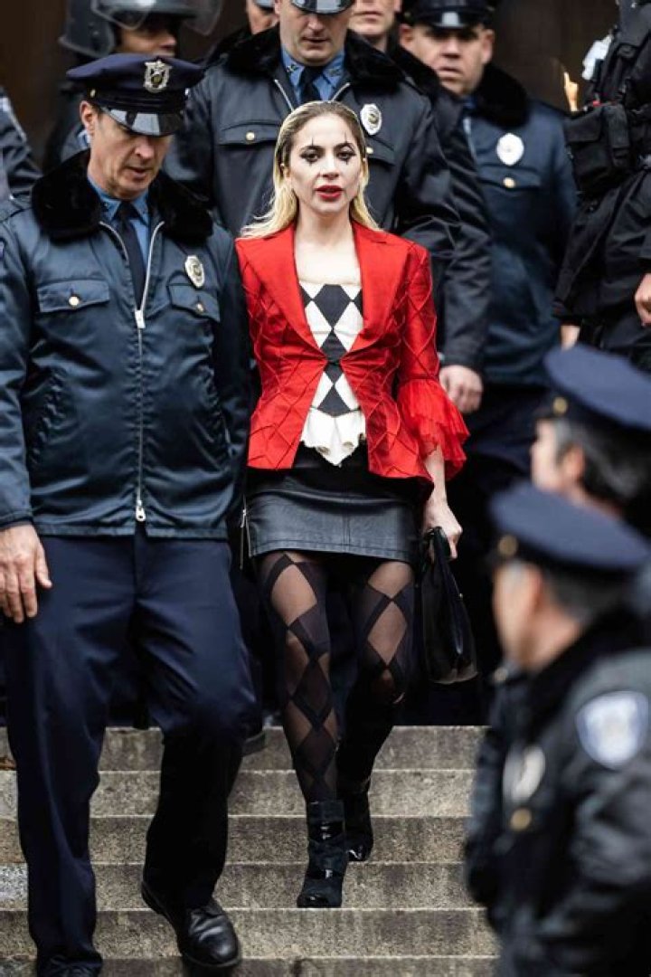 The First On-Set Photos of Lady Gaga as Harley Quinn Are Here ·