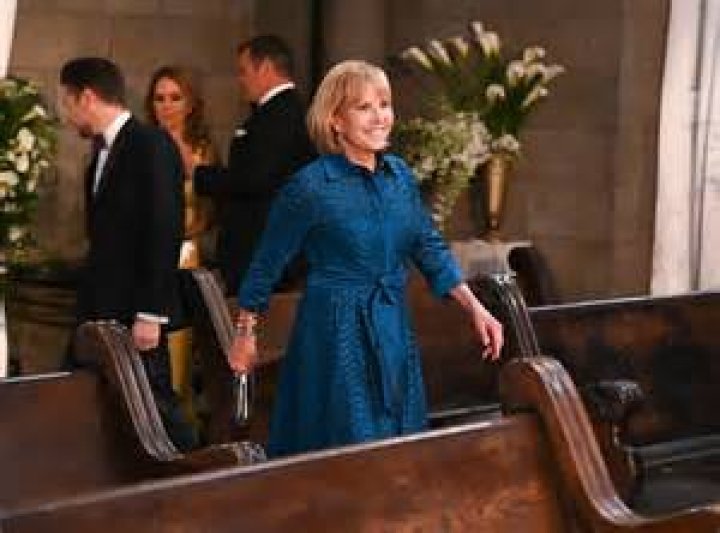 The Renowned Leslie Charleson: Actress Extraordinaire