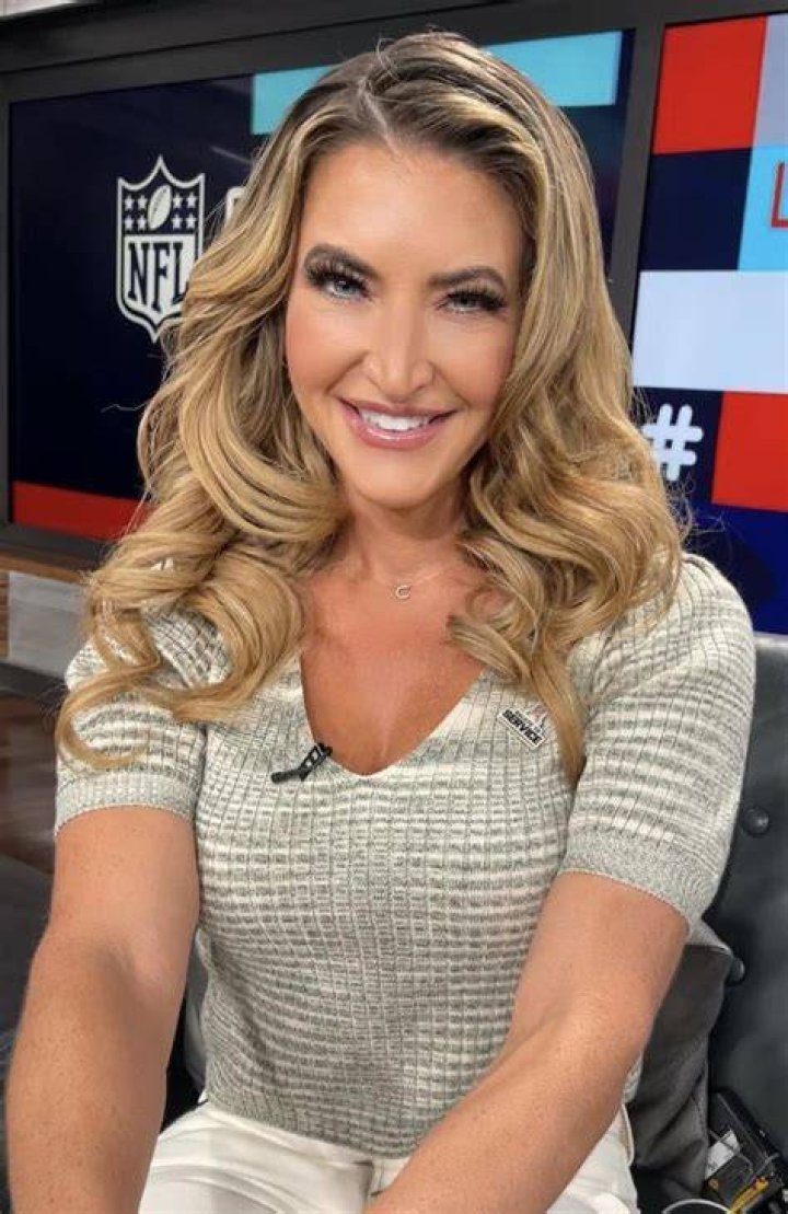 The Ultimate Guide To Cynthia Frelund's Best Bikini Looks